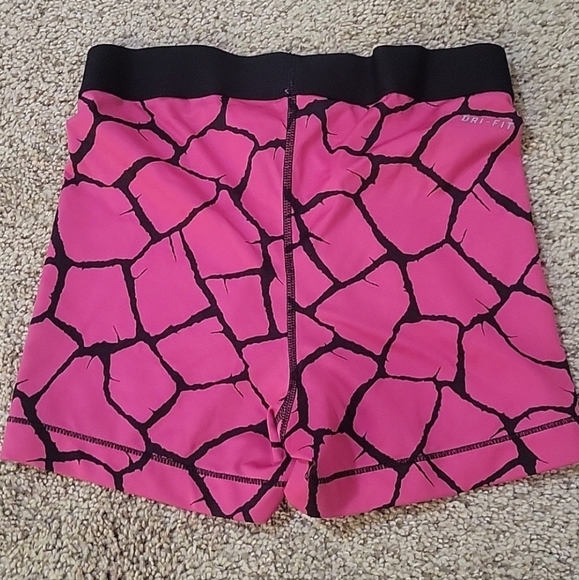 Nike Pro Shorts - Picture 3 of 3